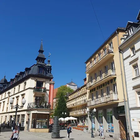 Cieplice4u Apartment *